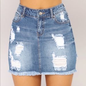 NWT Fashion Nova Denim Skirt 🩵 distressed denim size Small Wax Jean